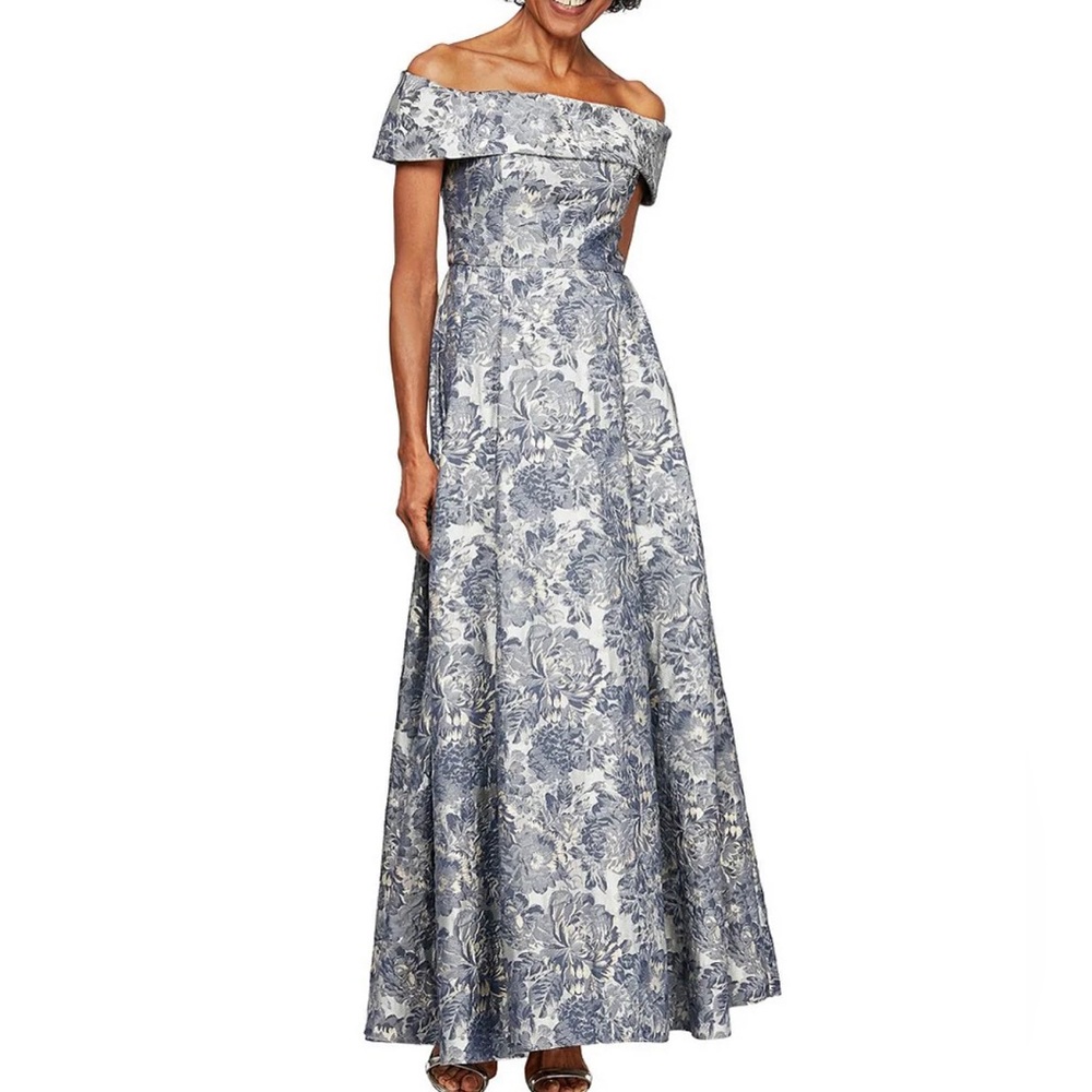Alex Evenings NWT Jacquard Short Sleeve Off-the-Shoulder Floral Pocketed Gown